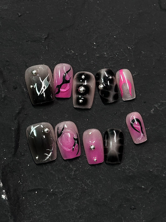 Black & Pink Totem